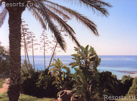 Grecian Sands Hotel 8